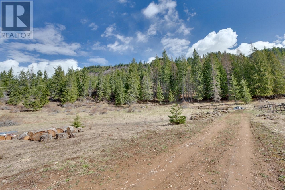 14448 3A Highway Gray Creek Photo 10