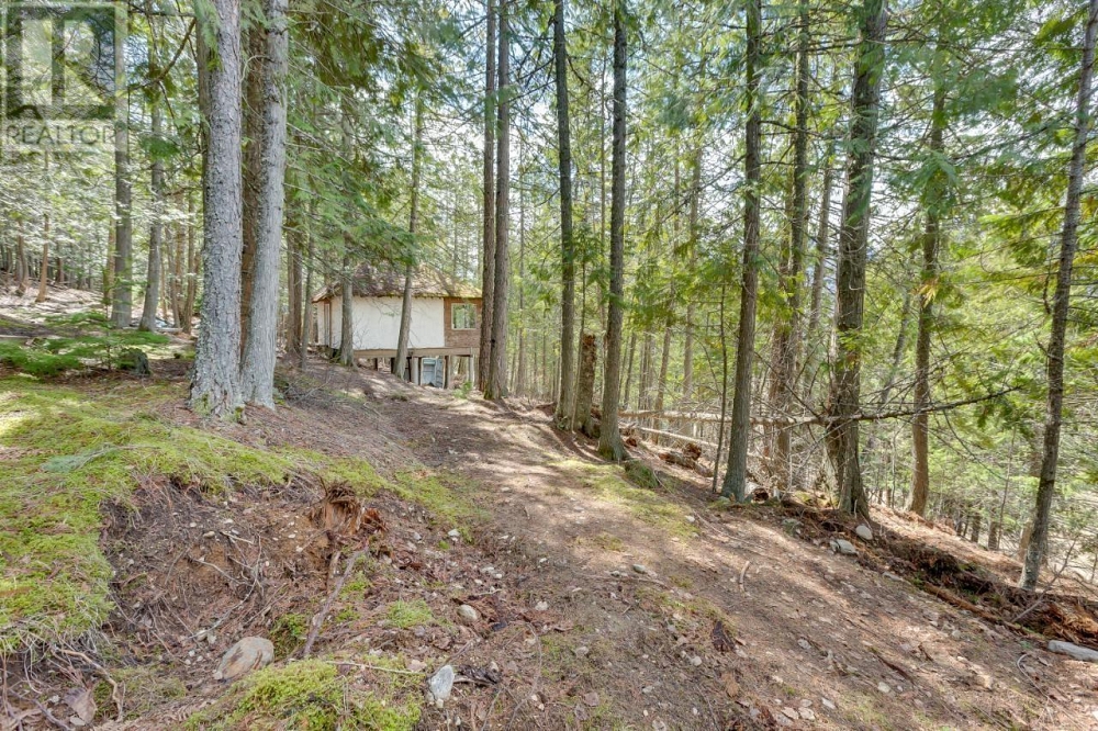 14448 3A Highway Gray Creek Photo 15