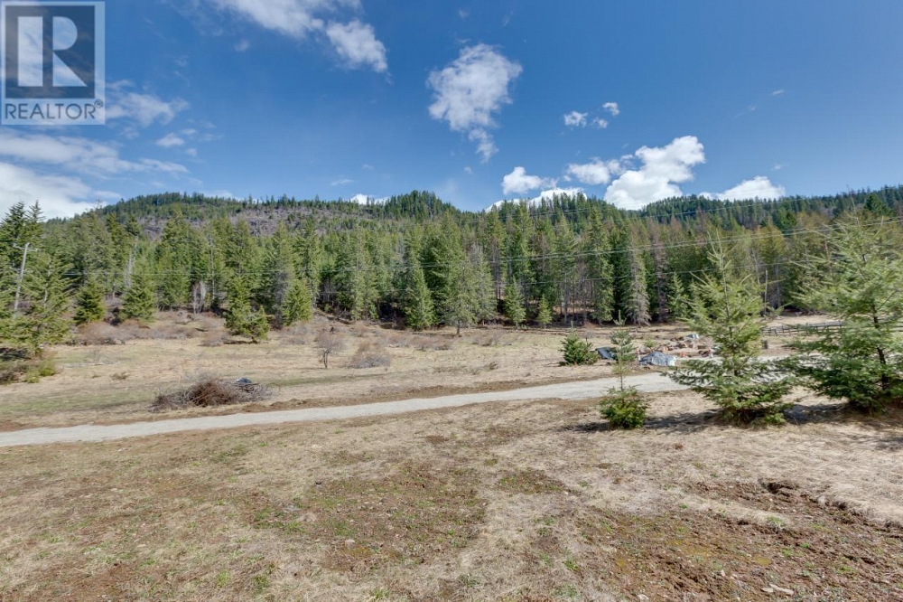 14448 3A Highway Gray Creek Photo 3