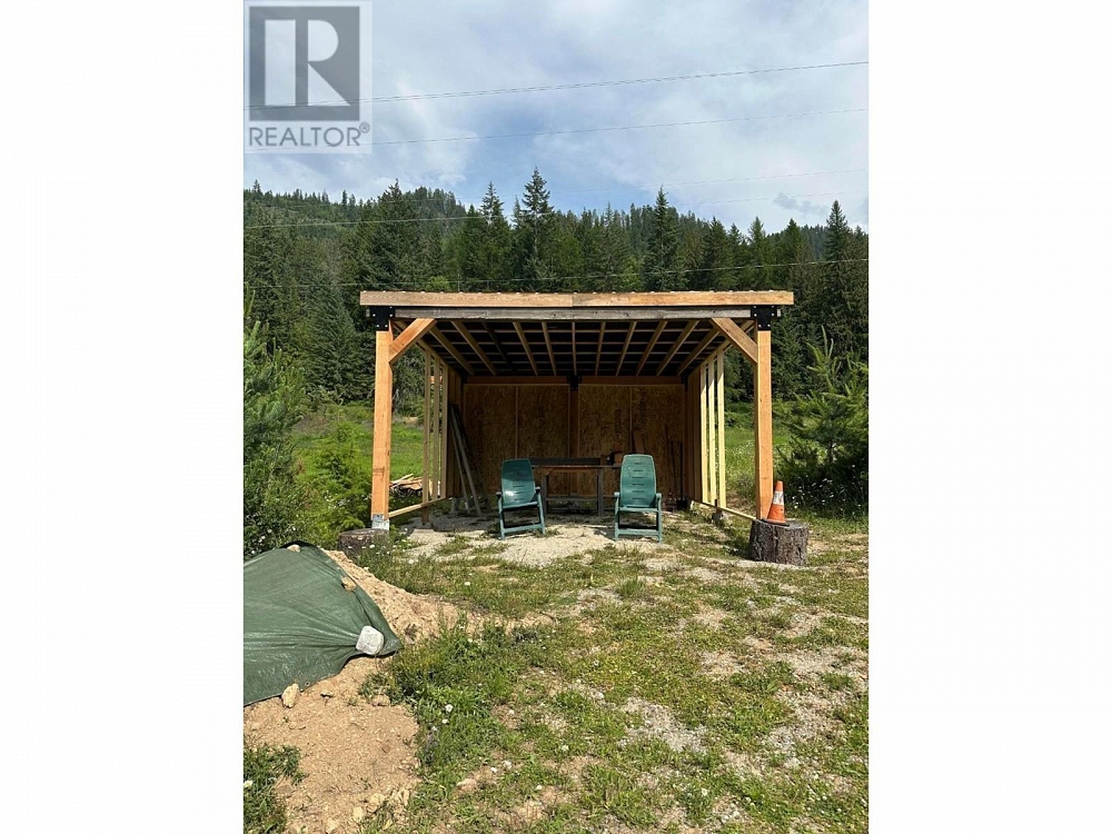 14448 3A Highway Gray Creek Photo 6