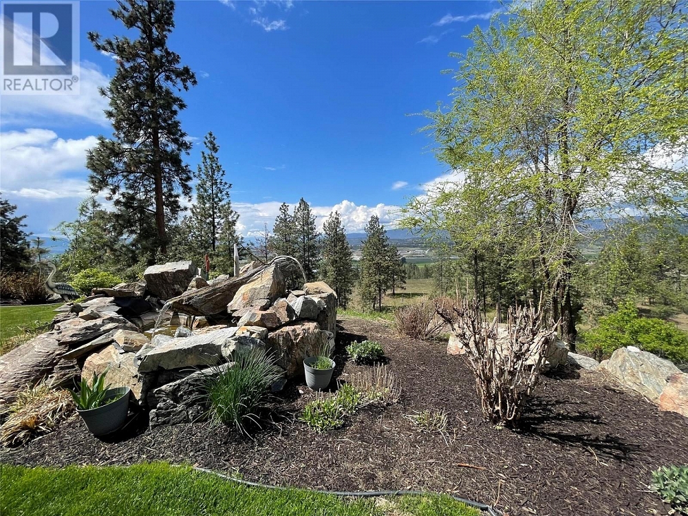 5500 Rockface Road Kelowna Photo 96