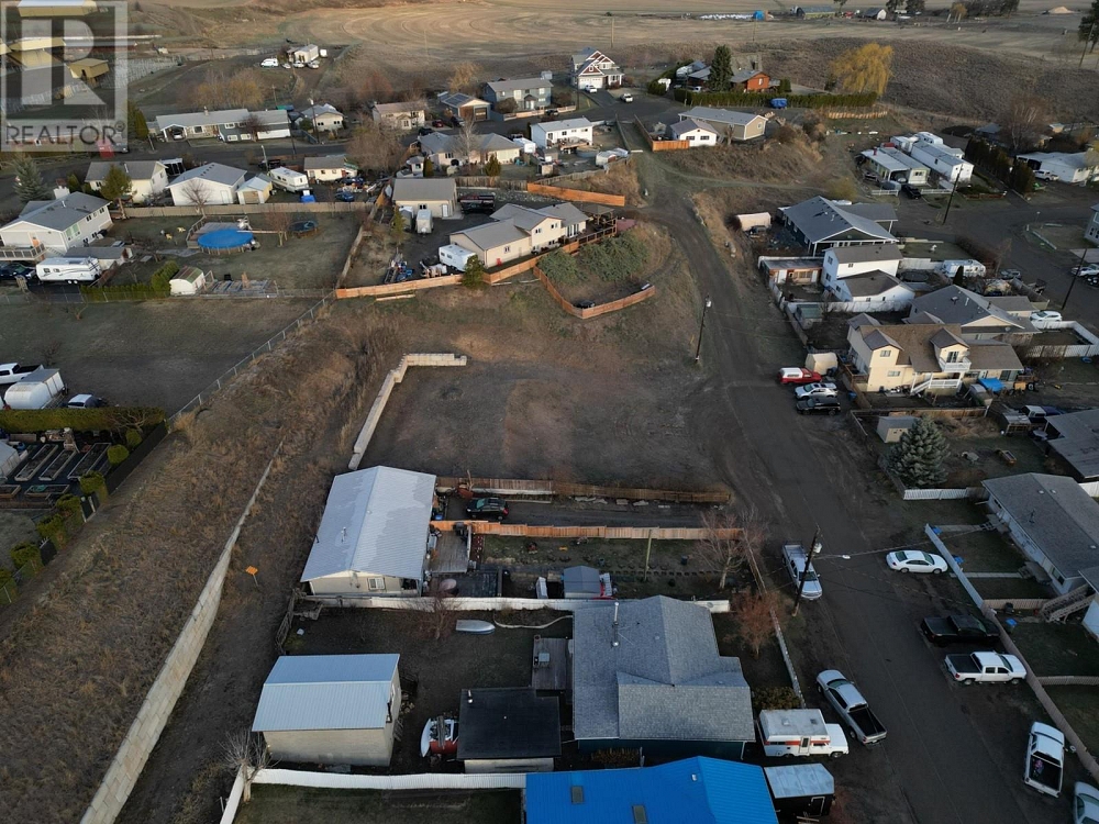 1305 FIR Avenue Merritt Photo 11