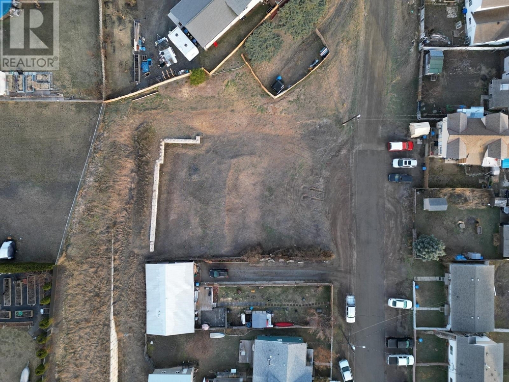 1305 FIR Avenue Merritt Photo 4