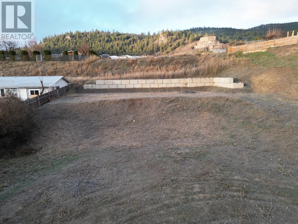 1305 FIR Avenue Merritt Photo 8