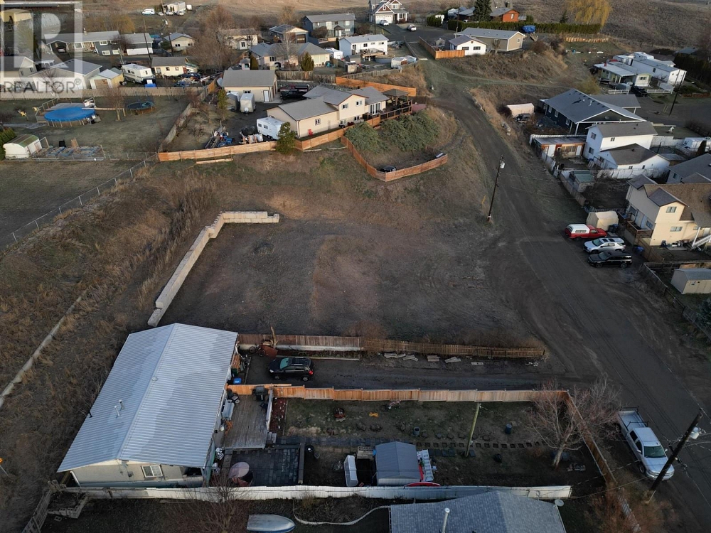 1305 FIR Avenue Merritt Photo 9
