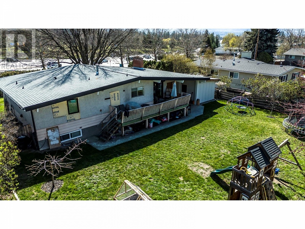 750 Glenmore Drive Kelowna Photo 4