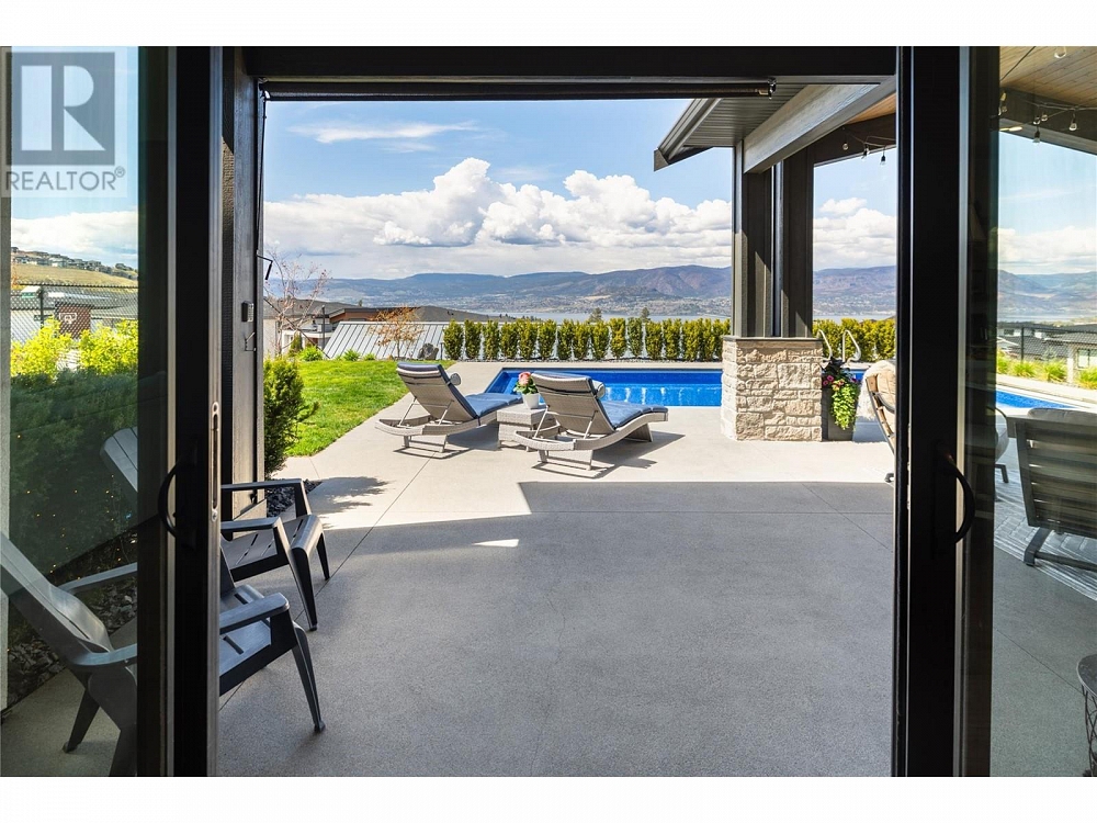 1717 Fawn Run Drive Kelowna Photo 13