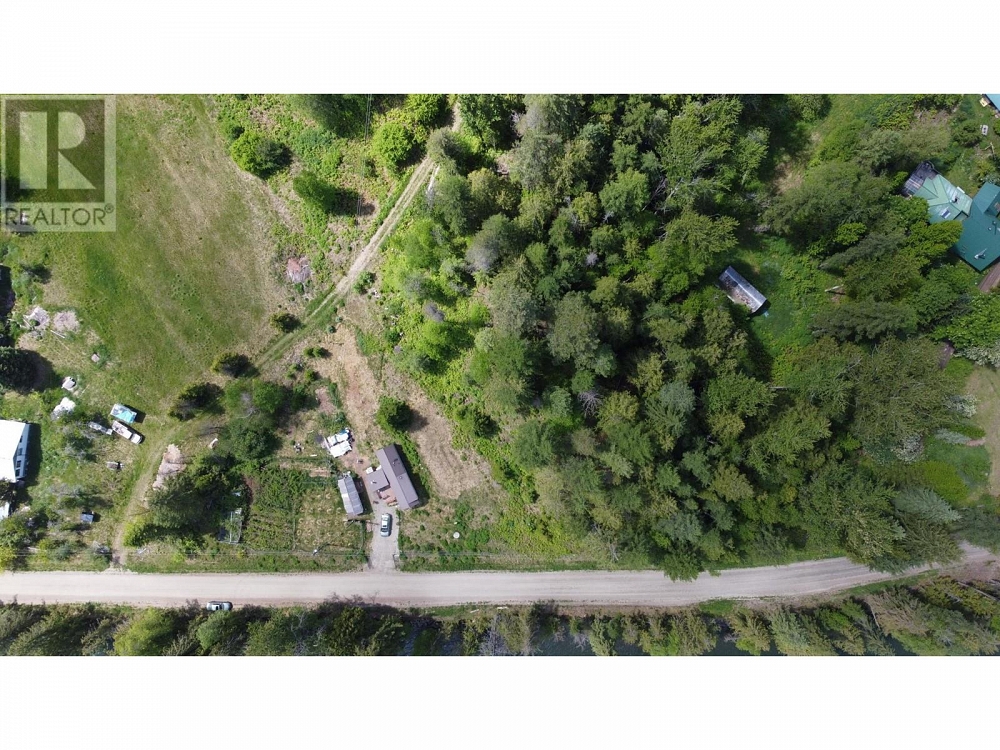 2467 SLOCAN VALLEY  WEST Road Slocan Park Photo 4