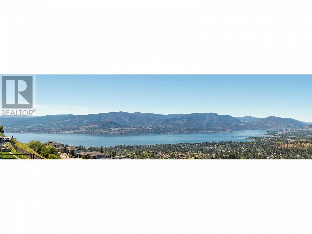 1096 Collinson Court Kelowna Photo 4