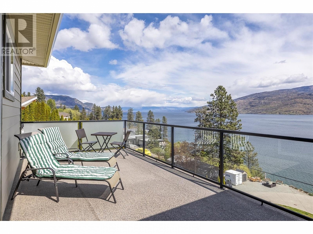 6372 Topham Place Peachland Photo 25