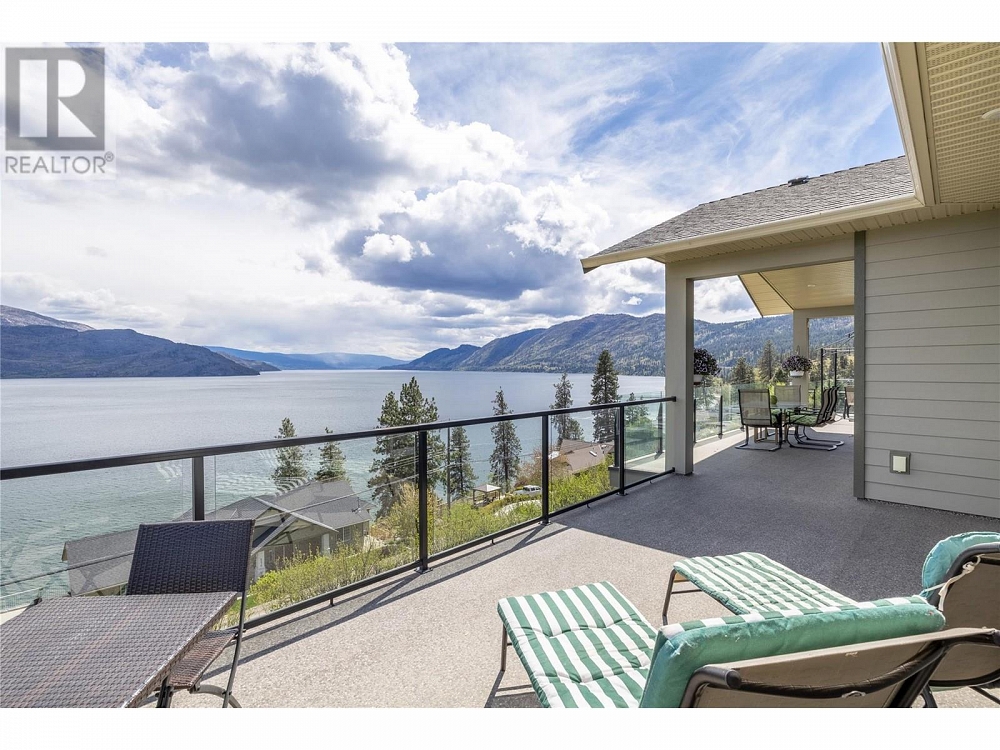 6372 Topham Place Peachland Photo 26