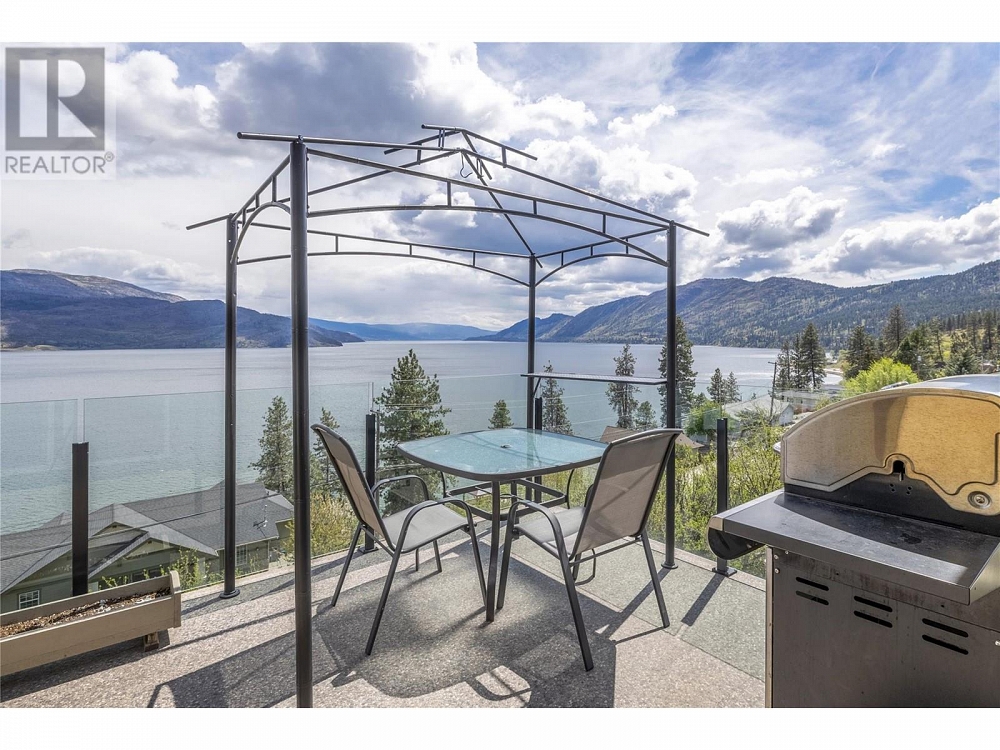 6372 Topham Place Peachland Photo 30