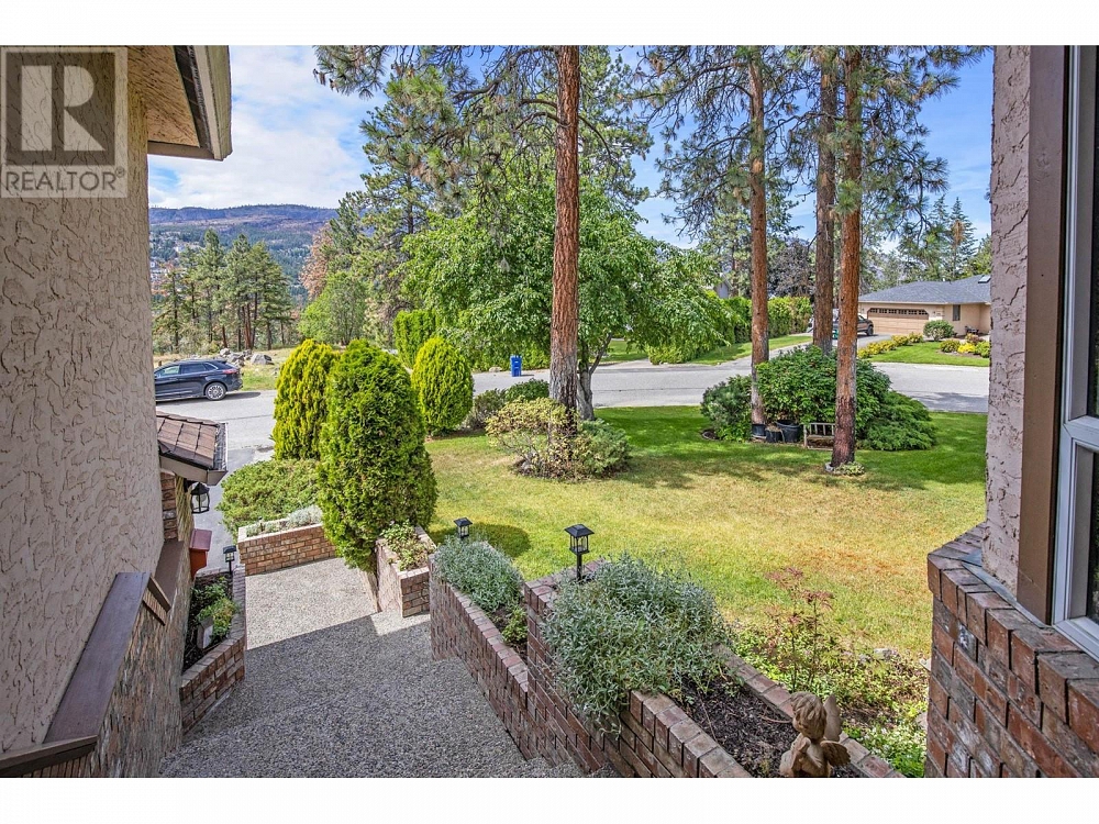 2005 Tomat Avenue Kelowna Photo 74