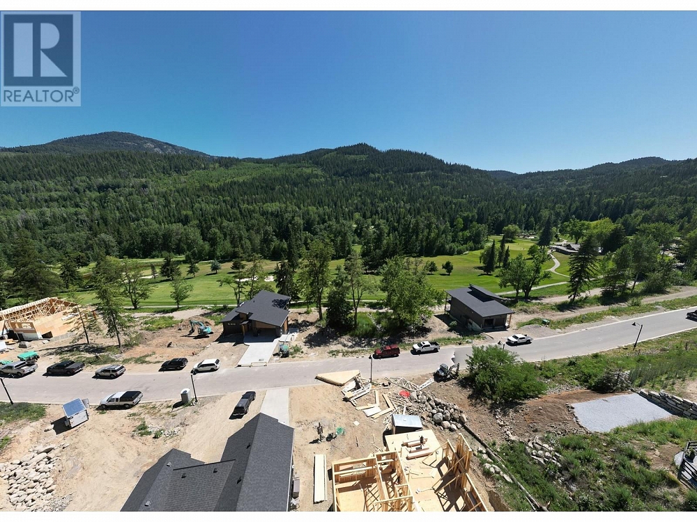 457 COPPER Road Rossland Photo 5
