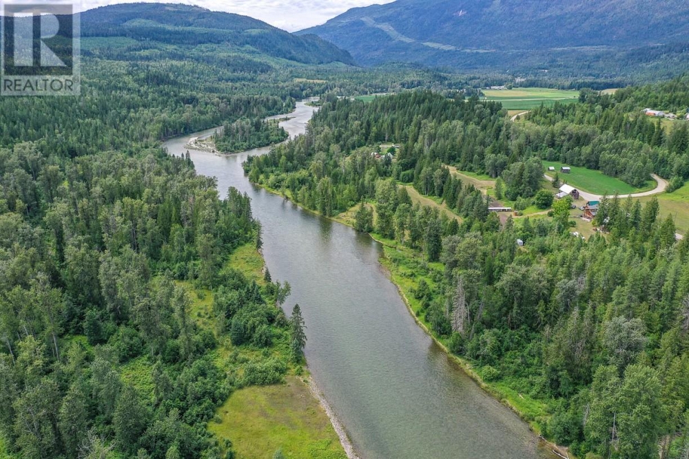 2990 Enderby Mabel Lake Road Enderby Photo 17