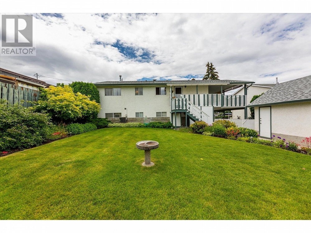 848 Hammer Avenue Kelowna Photo 36