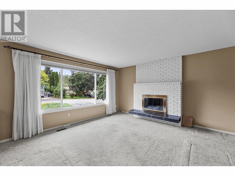 848 Hammer Avenue Kelowna Photo 8