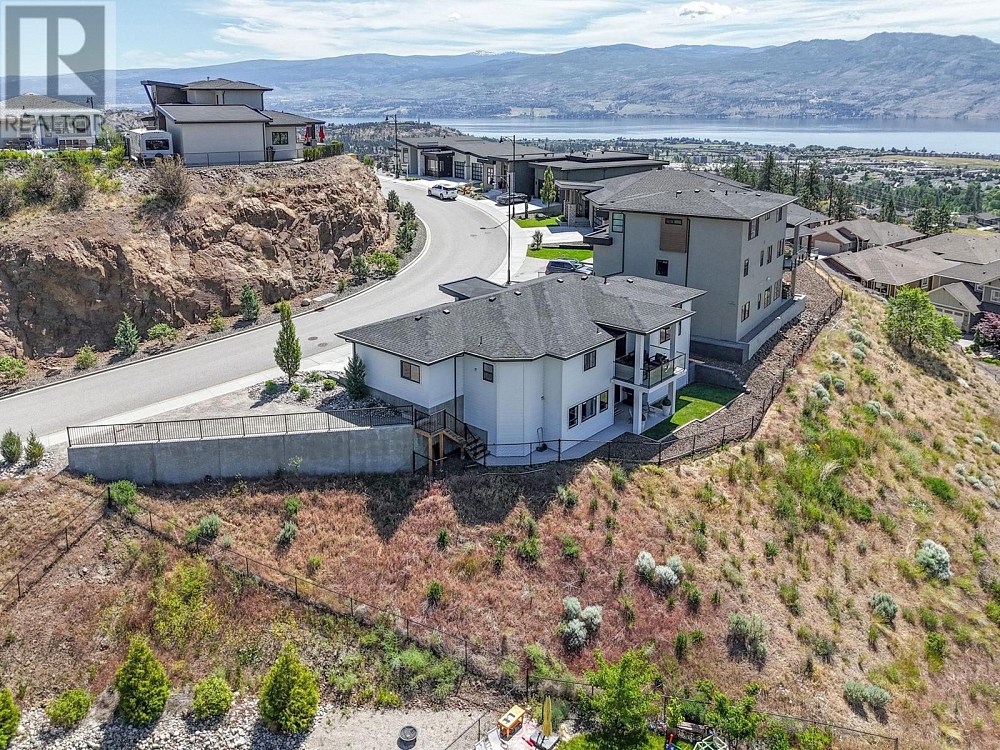 3004 Shaleview Drive West Kelowna Photo 4