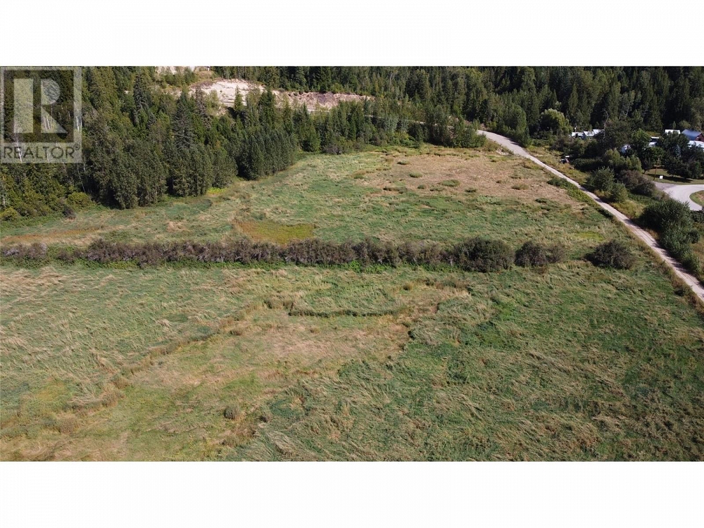 Lot 2 Oxbow Frontage Road Malakwa Photo 9