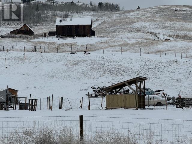 5605 Highway 3 Bridesville Photo 3