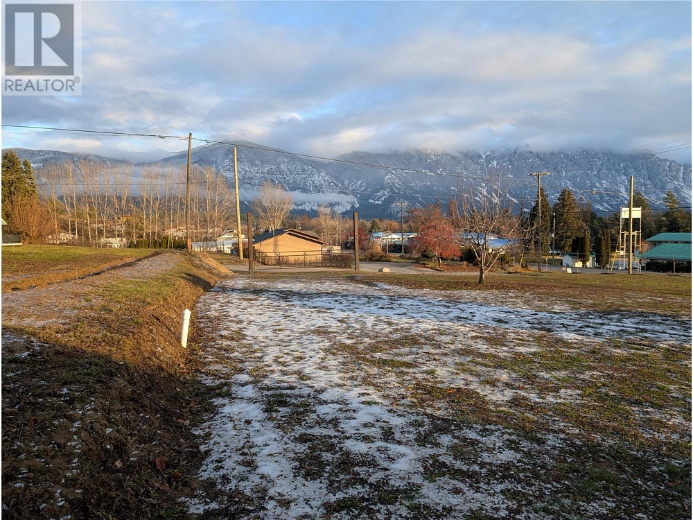 2628 3 Highway Erickson Photo 2