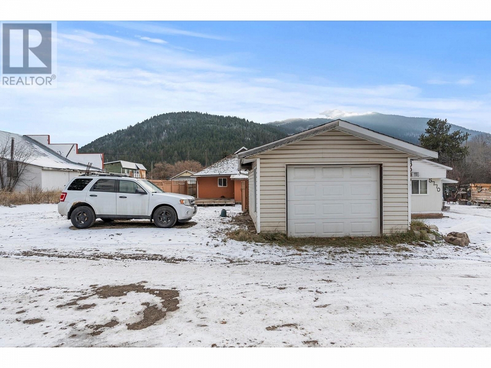 5768 Highway 97 N Highway Falkland Photo 38