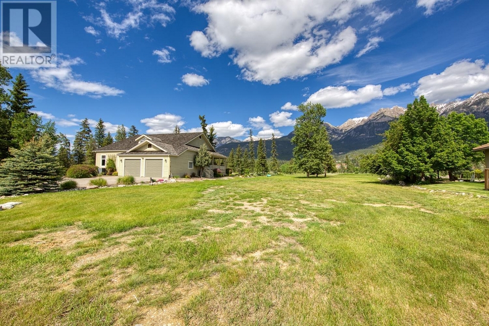 Lot 42 RIVERSIDE Drive Fairmont Hot Springs Photo 2