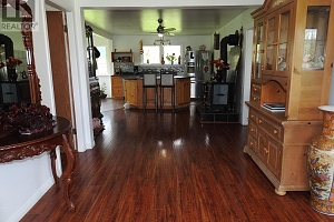4435 Hallam Road - Photo 10