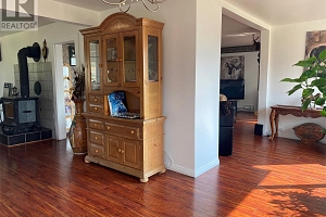 4435 Hallam Road - Photo 11