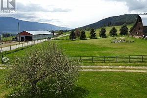 4435 Hallam Road - Photo 42