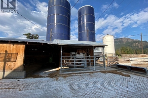 118 Enderby-Grindrod Road - Photo 17