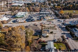 9558 Glenmore Road - Photo 12