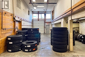 1060 Leathead Road Unit# 10 - Photo 11