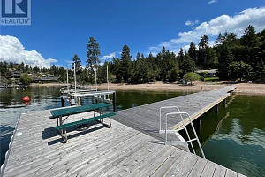 110 Russell Road - Photo 14