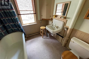 110 Russell Road - Photo 40