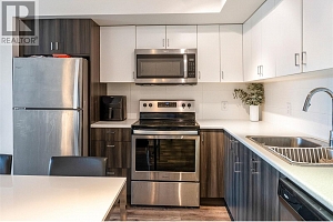 655 Academy Way Unit# 121 - Photo 3