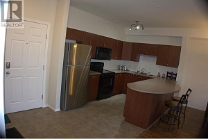 1875 Country Club Drive Unit# 1318 - Photo 3