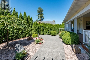 9739 Delcliffe Road - Photo 33
