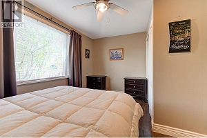 559 Cambridge Avenue - Photo 17