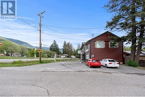 5661 97 Highway - Photo 38