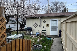 864 Lawson Avenue - Photo 8