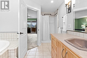 4170 Lake Avenue - Photo 22