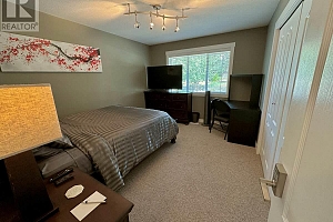 3911 Lakevale Place - Photo 34