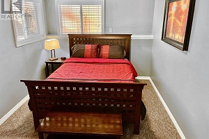 3911 Lakevale Place - Photo 42