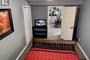 3911 Lakevale Place - Photo 43