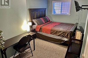 3911 Lakevale Place - Photo 44