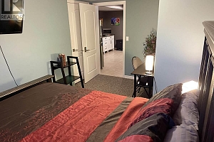 3911 Lakevale Place - Photo 45