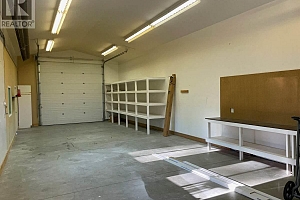 3911 Lakevale Place - Photo 48