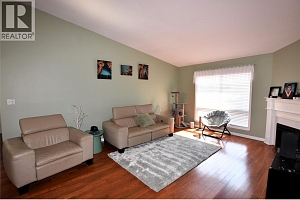404 Hummingbird Avenue - Photo 11