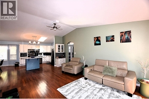 404 Hummingbird Avenue - Photo 13